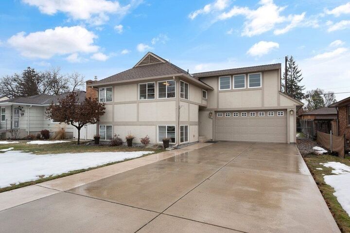 2608 W Grace Ave  Spokane WA 99205 photo