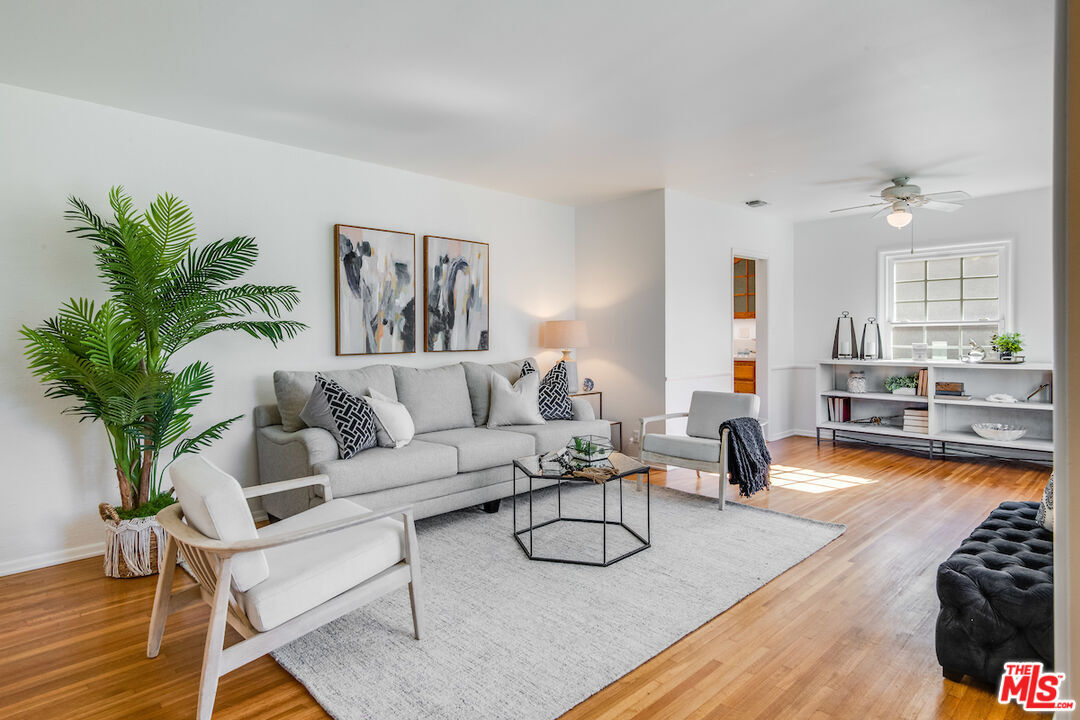 Property Photo:  7306   McCool Ave  CA 90045 