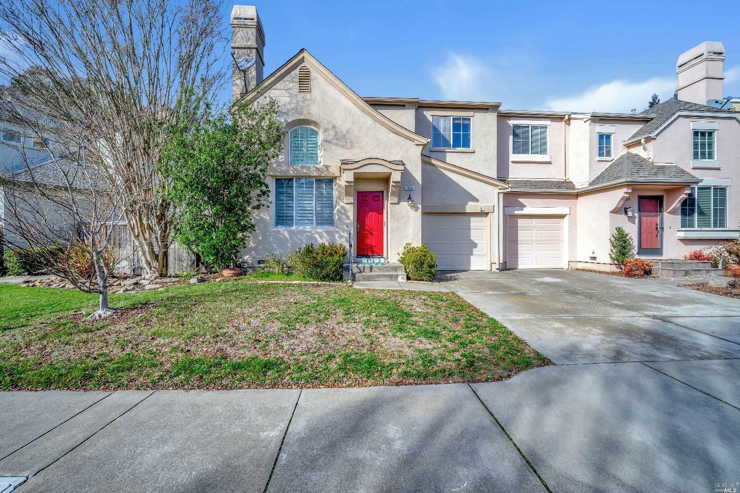 Property Photo: 1912 Viewpointe Circle CA 95403