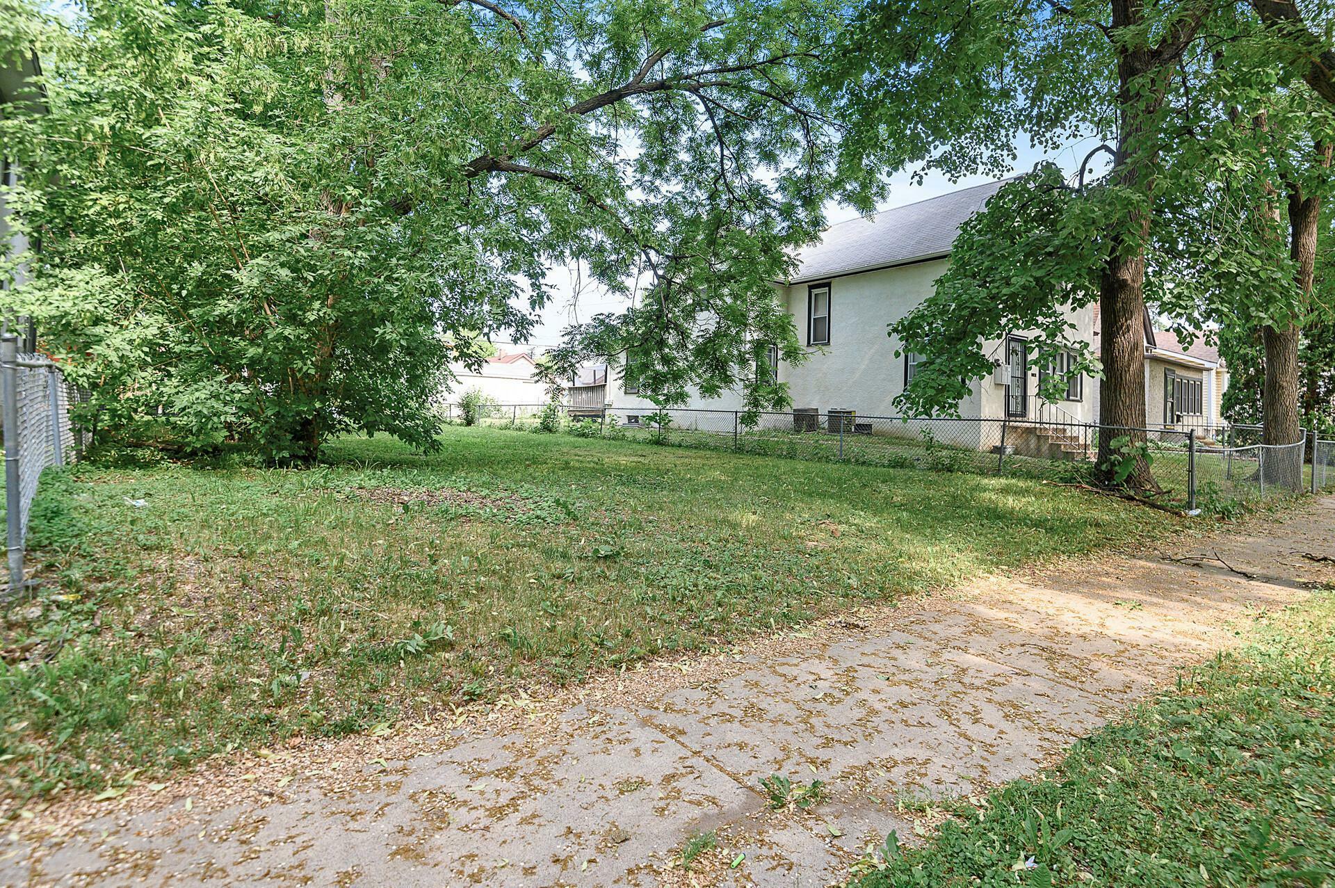 Property Photo:  1519 Oliver Avenue N  MN 55411 