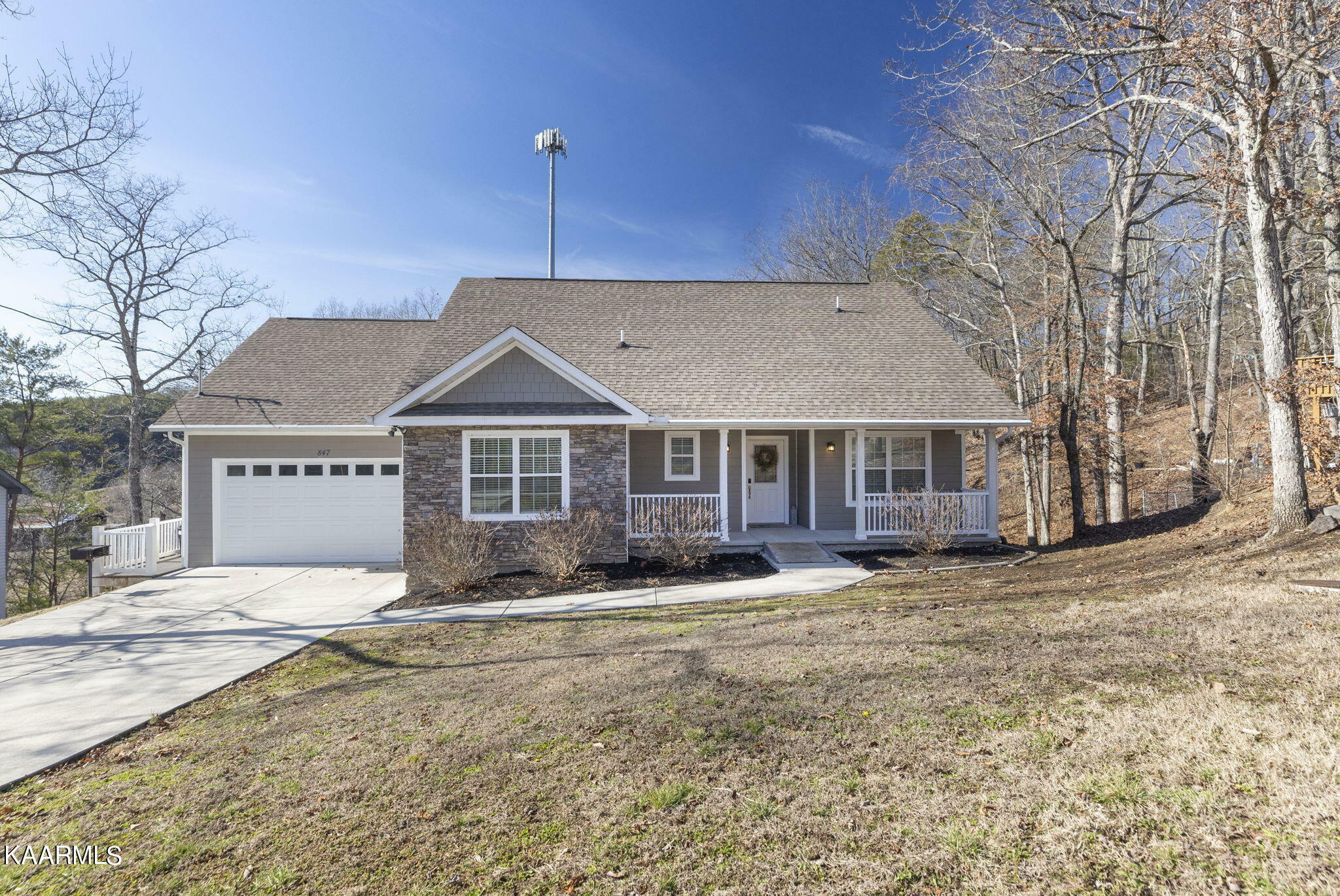 Property Photo:  847 Lee Circle  TN 37862 