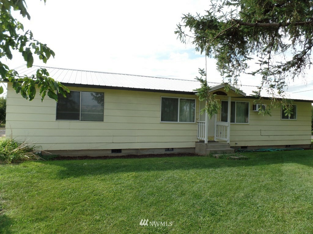 Property Photo:  53550 Mader Road  OR 97862 