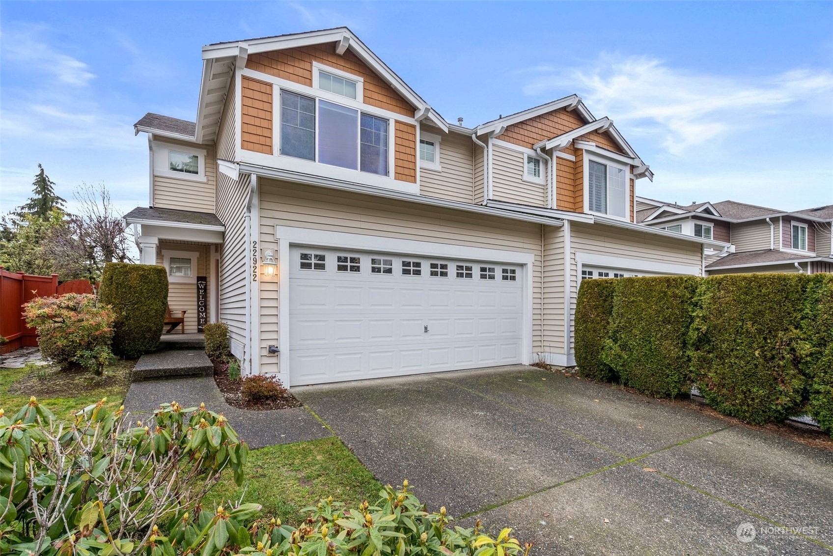 Property Photo:  22922 SE 240th Place  WA 98038 