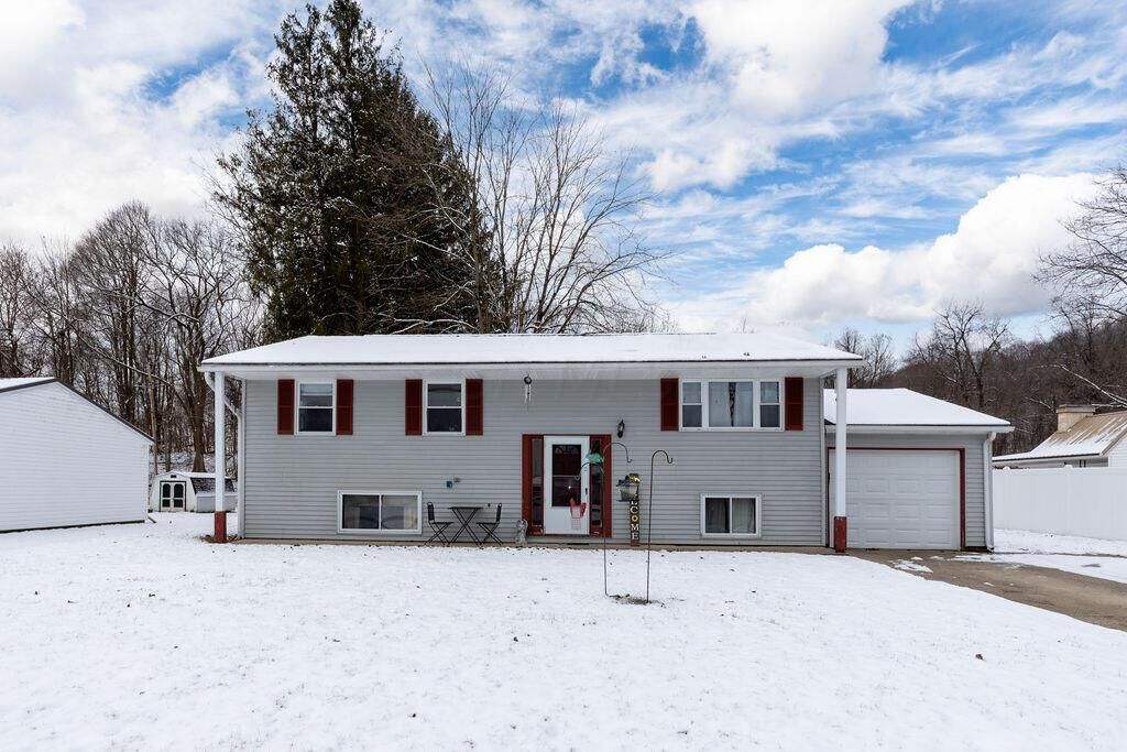 Property Photo: 219 Parana Drive OH 43055