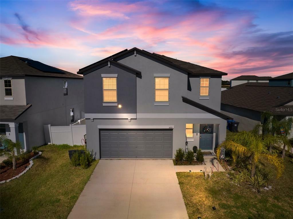 Property Photo: 14711 Scottburgh Glen Drive FL 33598