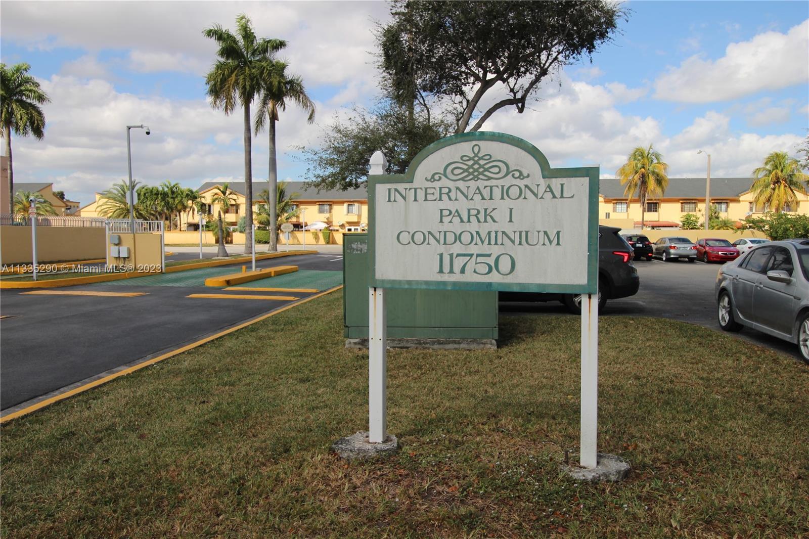 Property Photo: 11750 SW 18th St 206-1 FL 33175