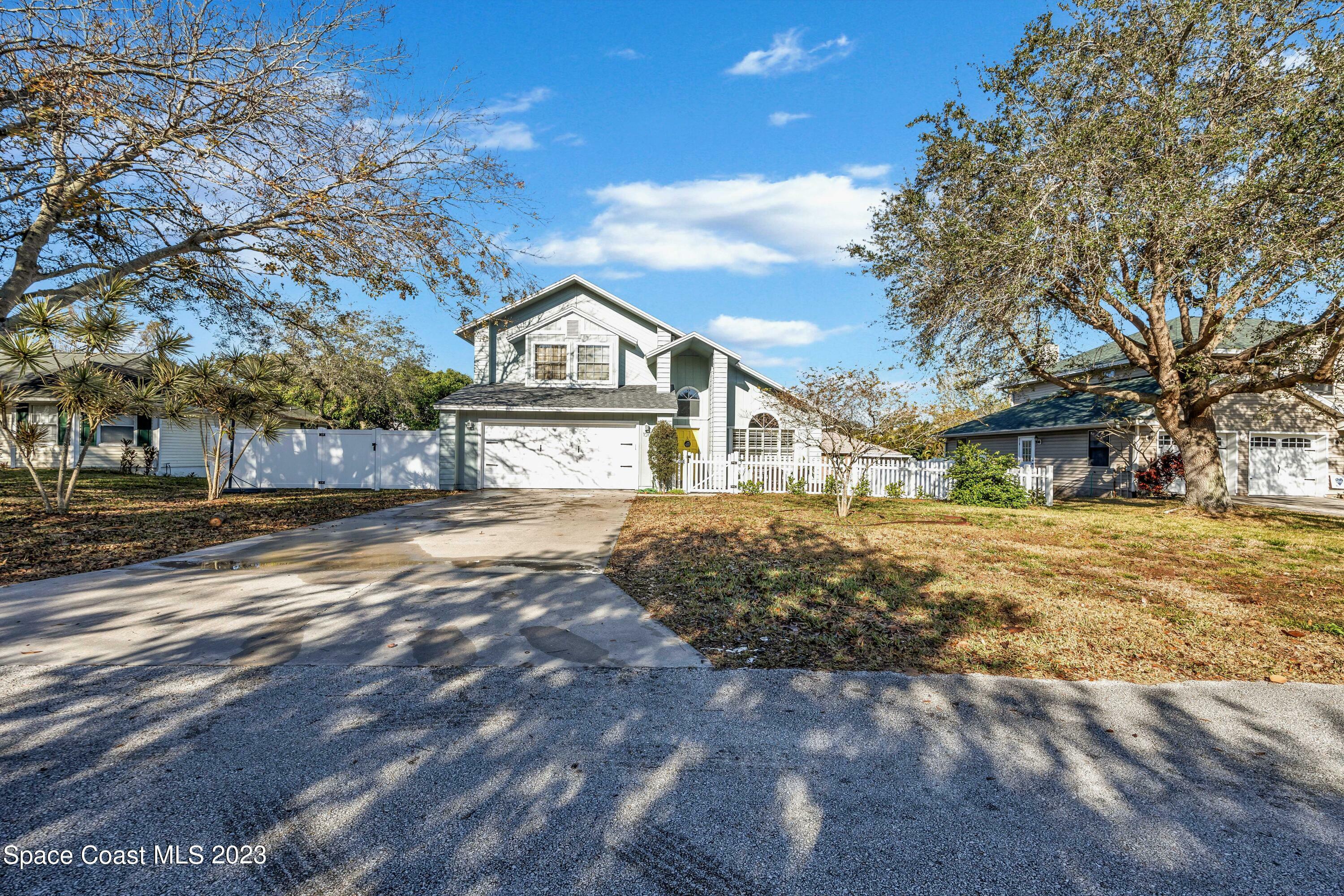 Property Photo:  1010 Citrus Avenue NE  FL 32905 