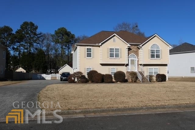 Property Photo: 4214 Callawan Court GA 30127
