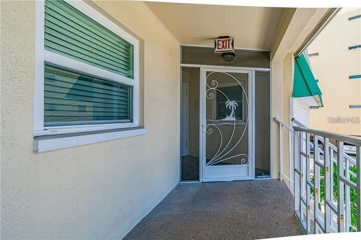 Property Photo:  205 Dolphin Point 8  FL 33767 