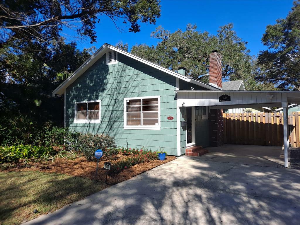 Property Photo: 1007 E Jackson Street FL 32801