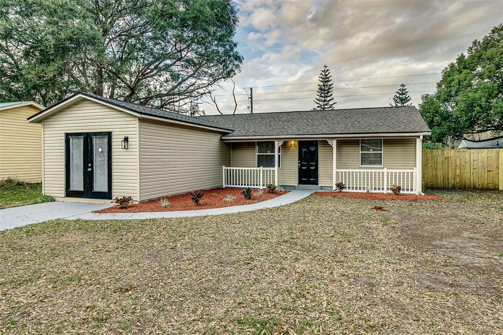 Property Photo:  7206 Thomas Jefferson Circle W  FL 33830 