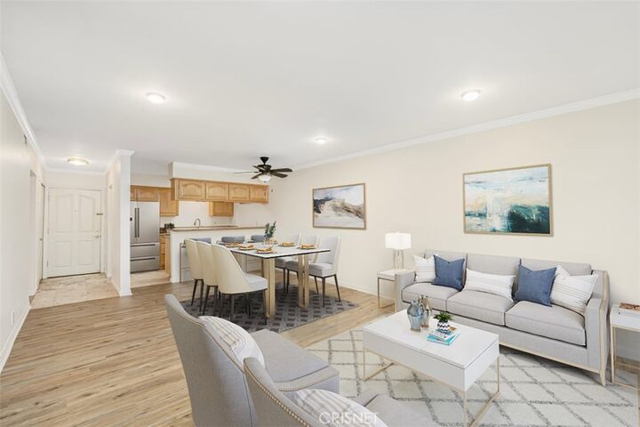 14335 Huston Street 104  Sherman Oaks CA 91423 photo