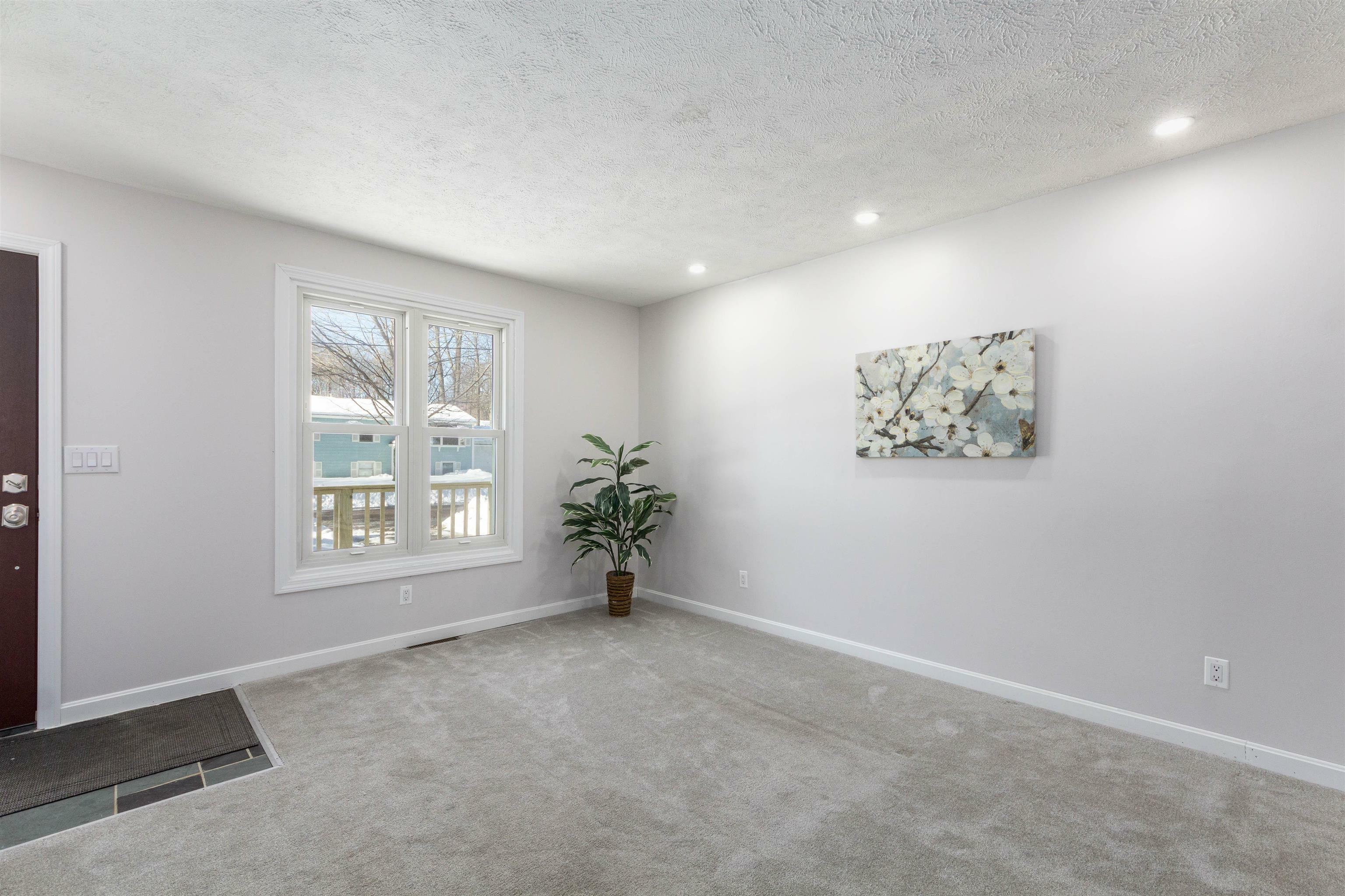 Property Photo: 318 Eagle Park Drive VT 05446