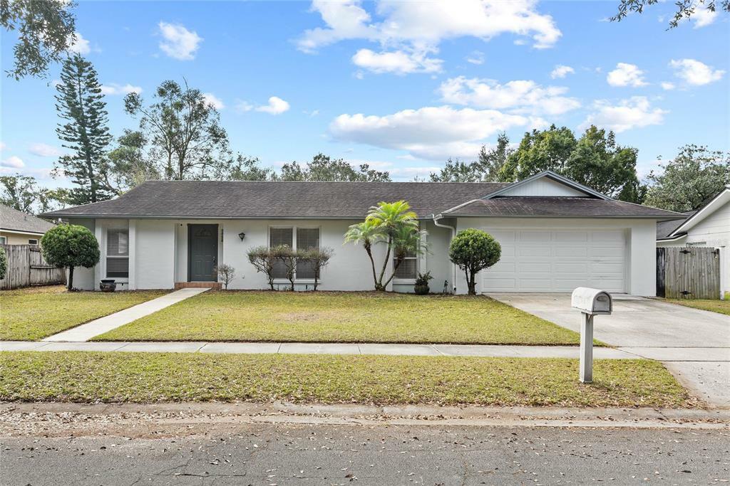 Property Photo:  2028 Sussex Road  FL 32792 