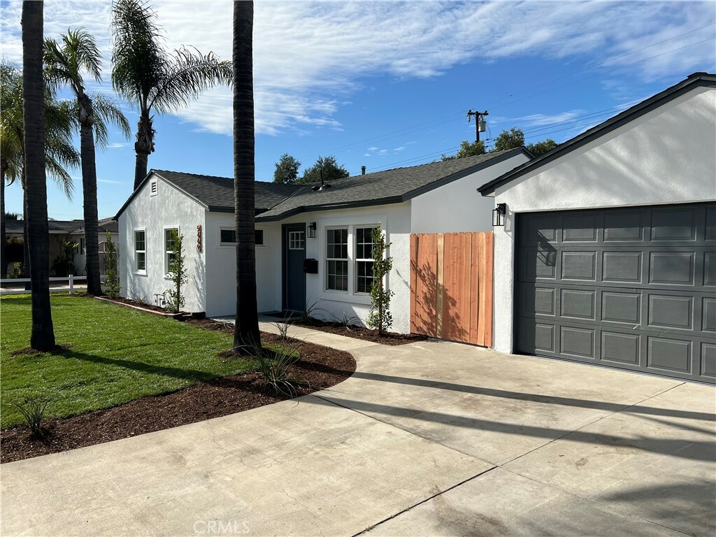 Property Photo: 5449 N Oakbank Avenue CA 91722
