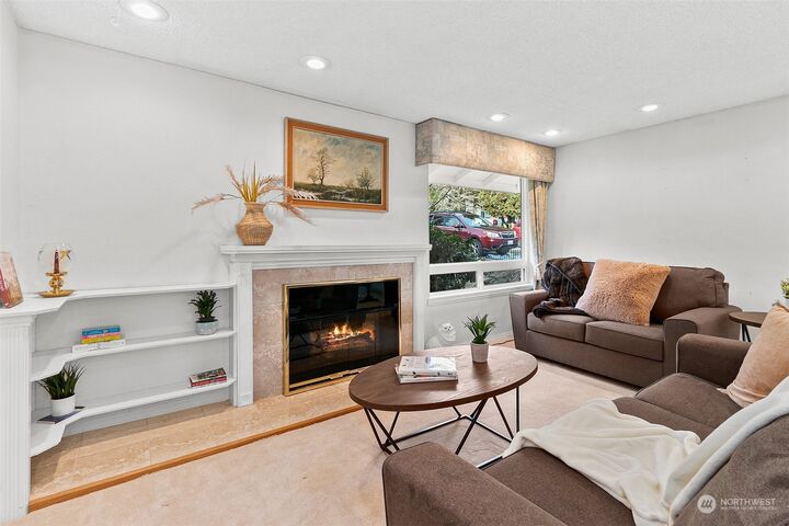 Property Photo:  32018 42nd Place SW  WA 98023 