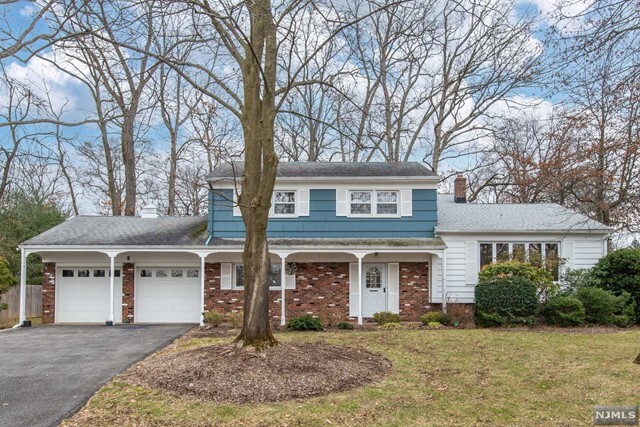 Property Photo:  7 Prince Court  NJ 07470 