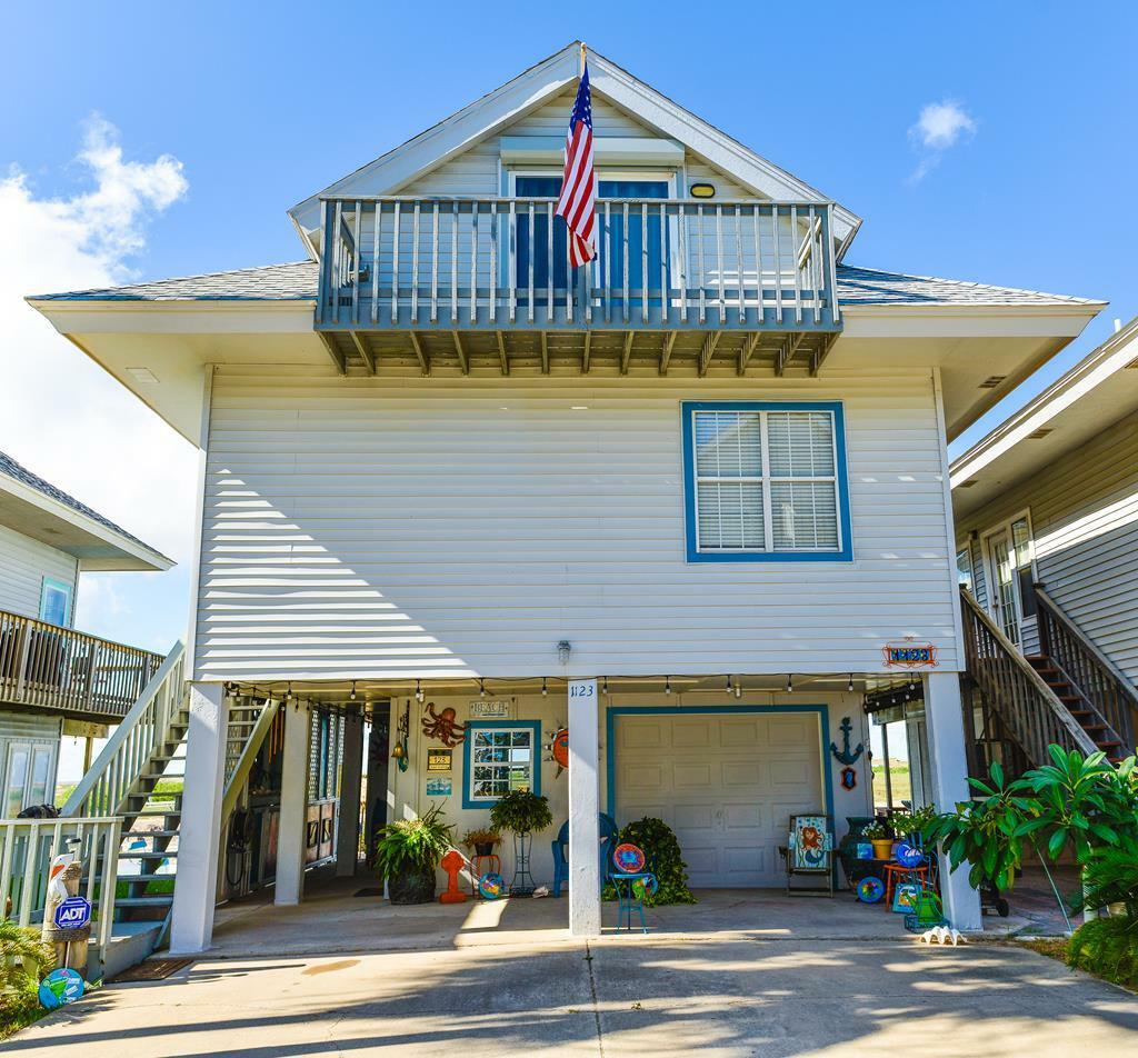 Property Photo: 123 E Scallop TX 78578
