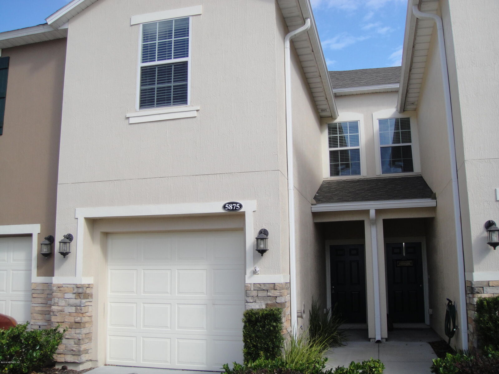 Property Photo: 5875 Bartram Village Drive FL 32258