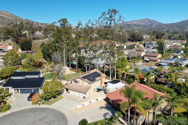 Property Photo:  13250 Alder Pl  CA 92064 