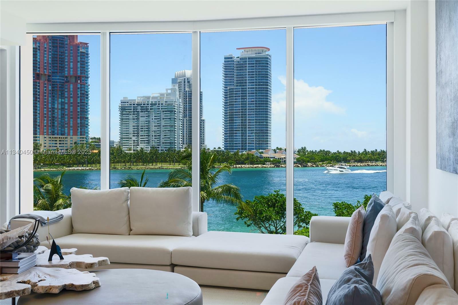 Property Photo:  6835 Fisher Island Dr 6835  FL 33109 