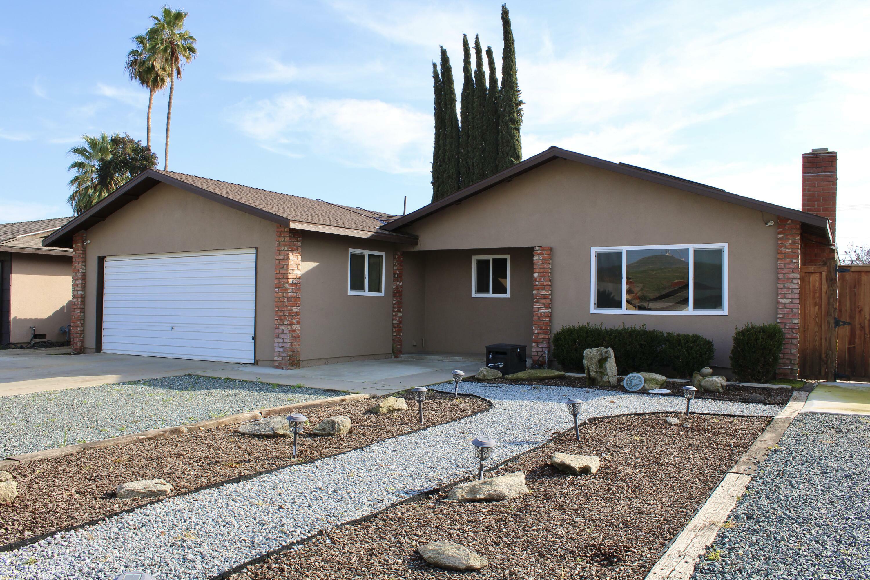 Property Photo:  861 Sandra Lane  CA 93257 