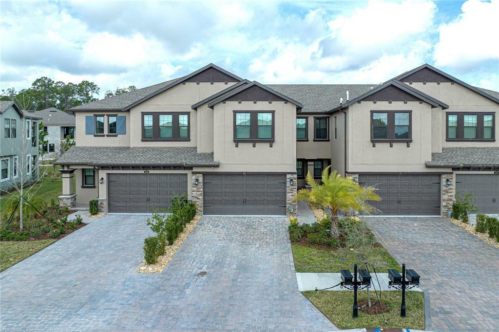 Property Photo: 4605 Ancona Way FL 33543