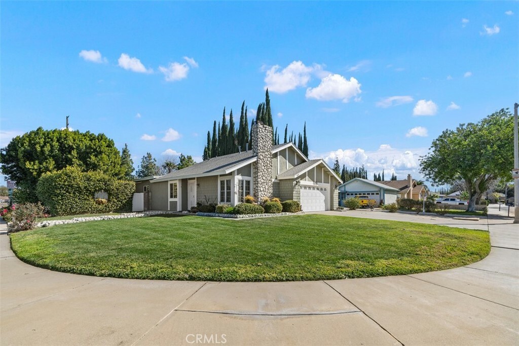 Property Photo:  4459 Clarksdale Drive  CA 92505 