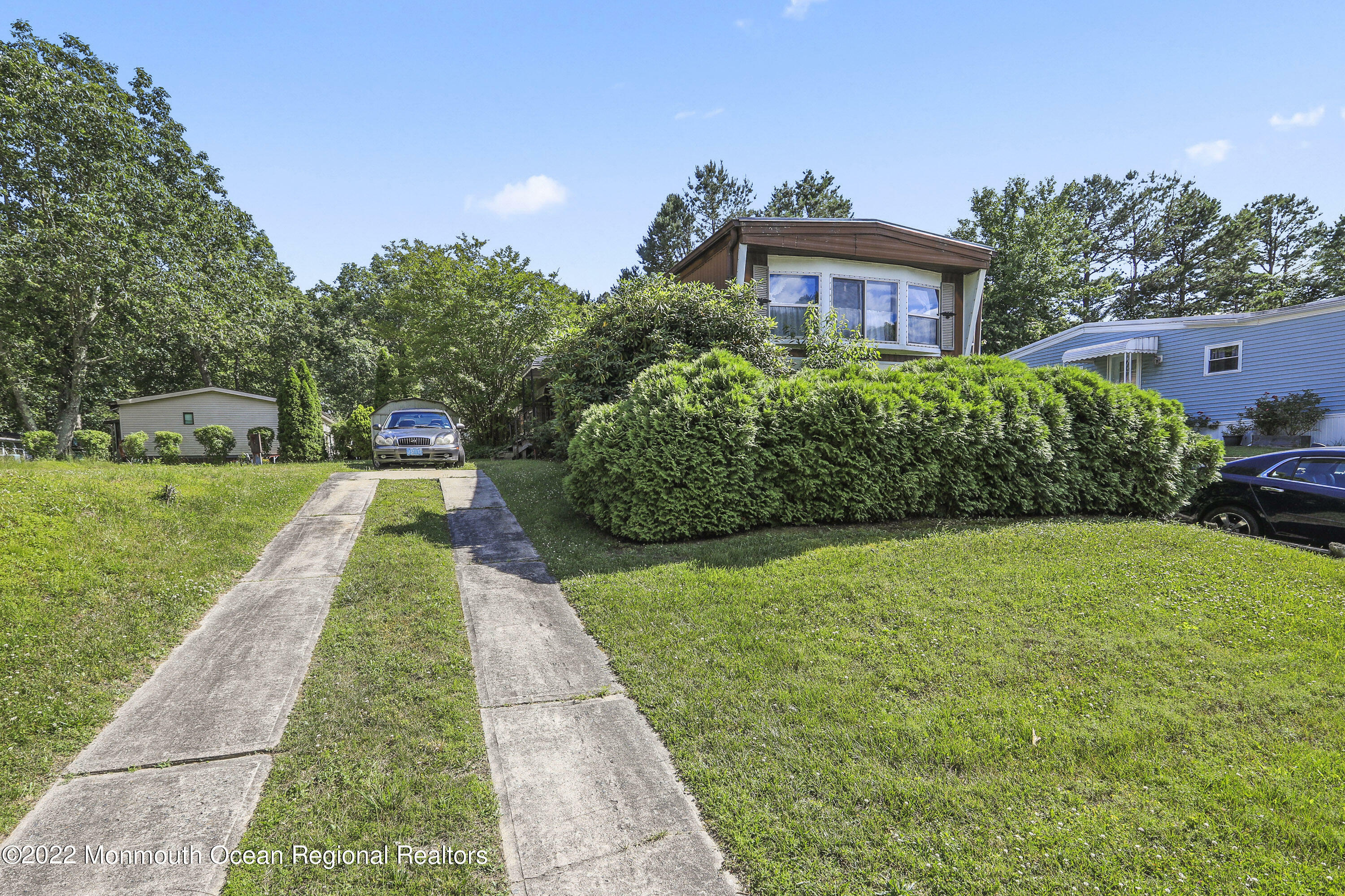 Property Photo:  20 Rose Drive  NJ 08527 