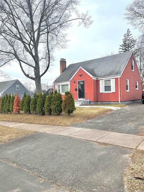 Property Photo: 9 Warren Lane CT 06095