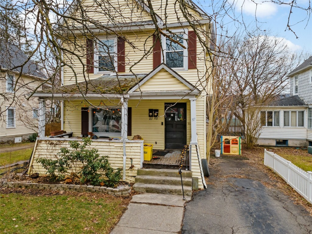 Property Photo:  87 Leroy Street  NY 13905 