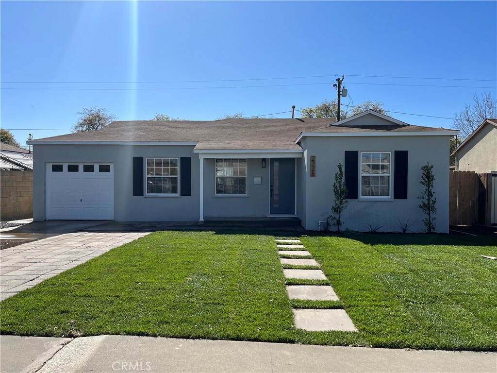 Property Photo: 2328 W Williamson Avenue CA 92833