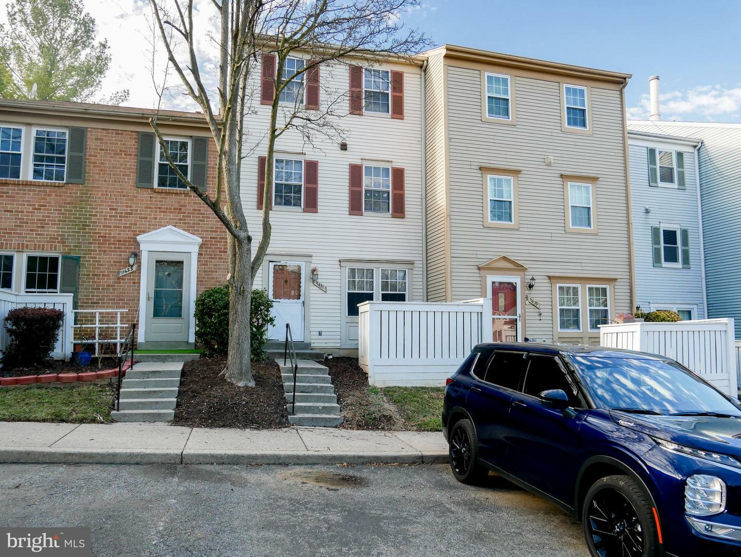 Property Photo: 11431 Fruitwood Way 147 MD 20876