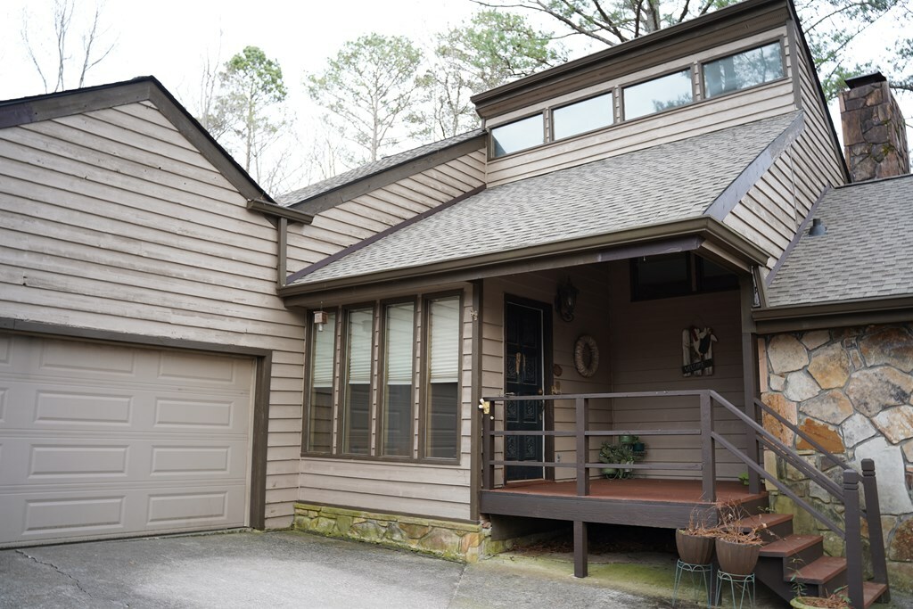 Property Photo:  2602 Lake Park Drive  GA 30740 