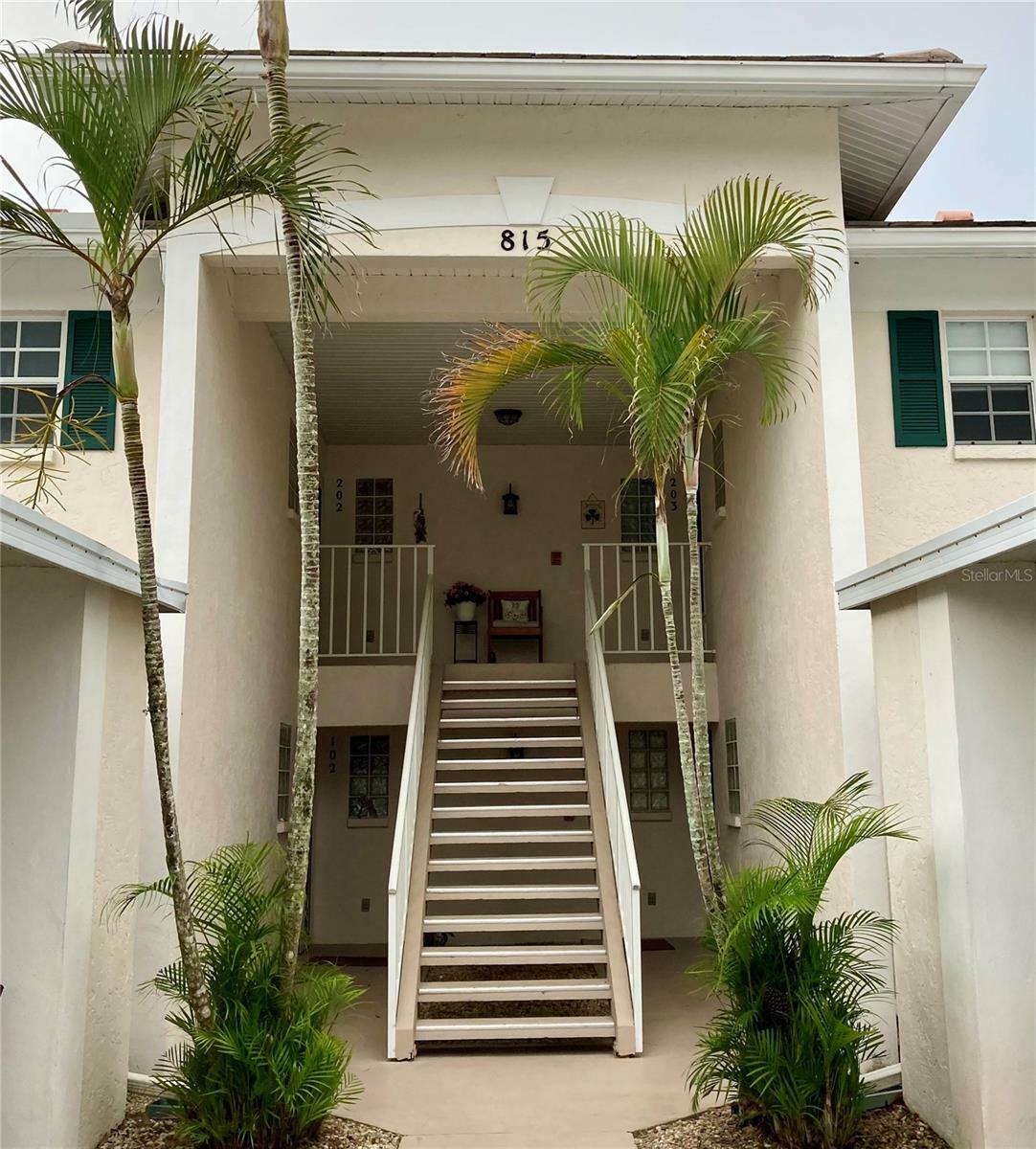 Property Photo:  815 Montrose Drive 202  FL 34293 