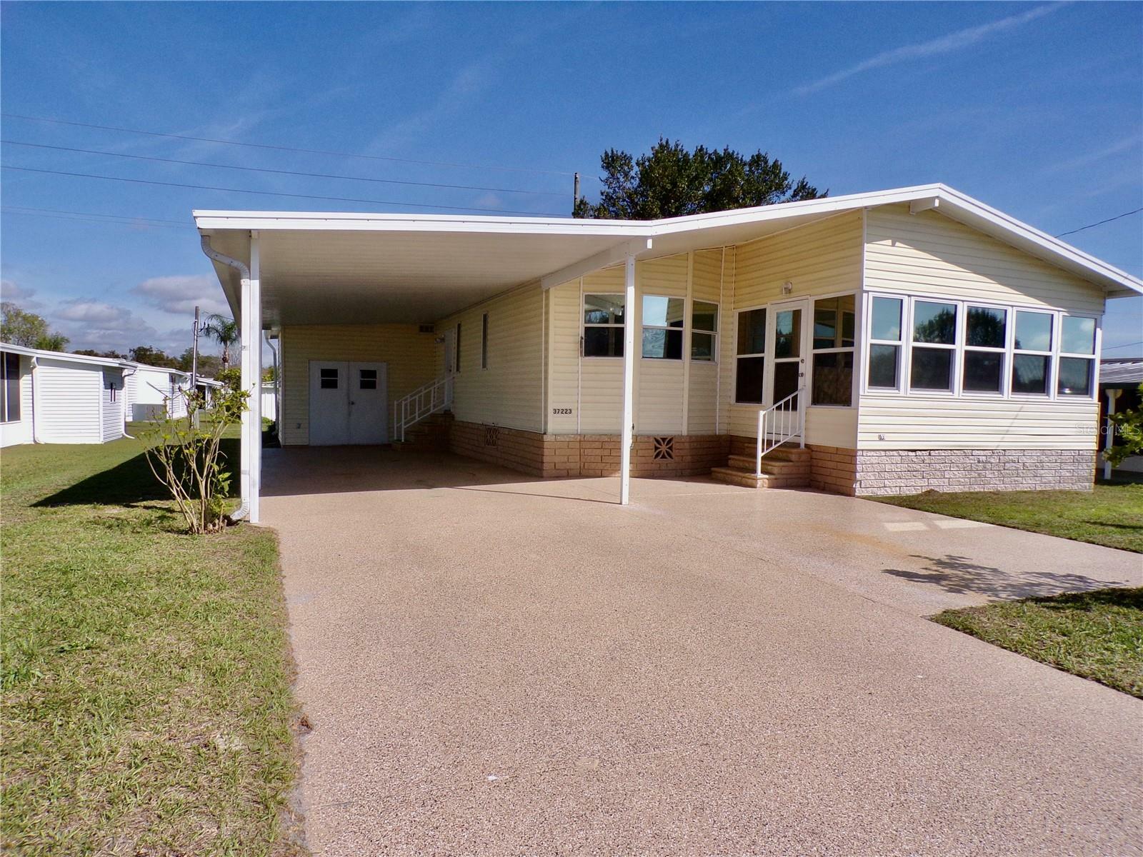 Property Photo:  37223 Cora Avenue  FL 33542 