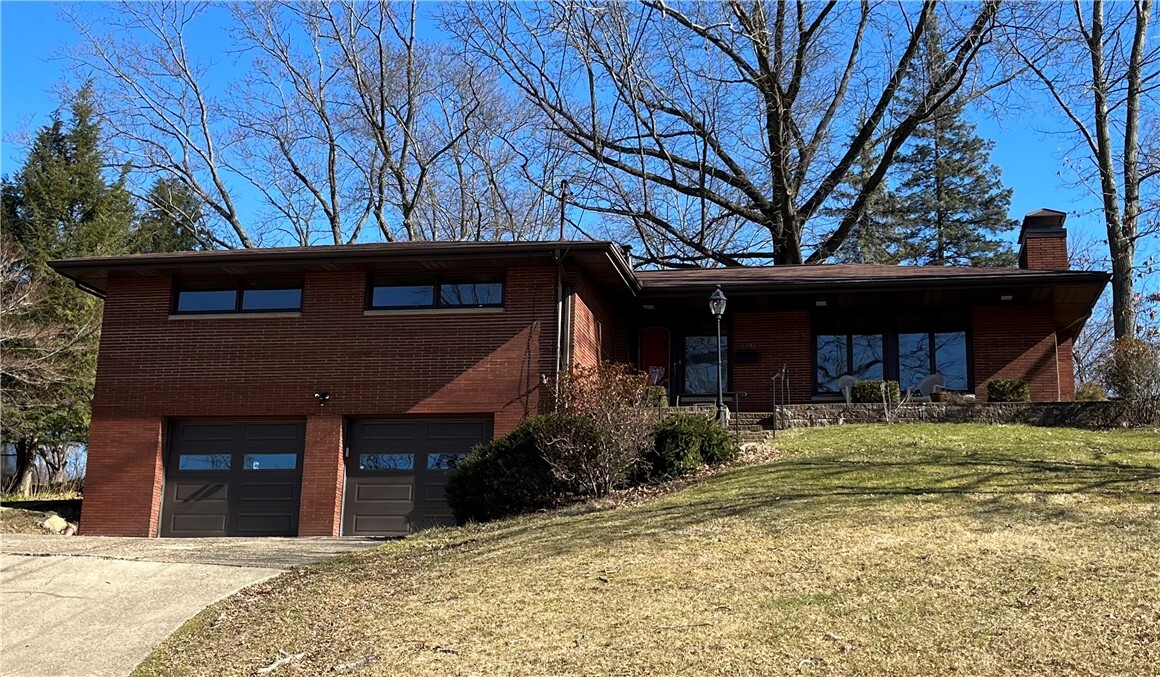 Property Photo: 935 Unity Center Rd PA 15239