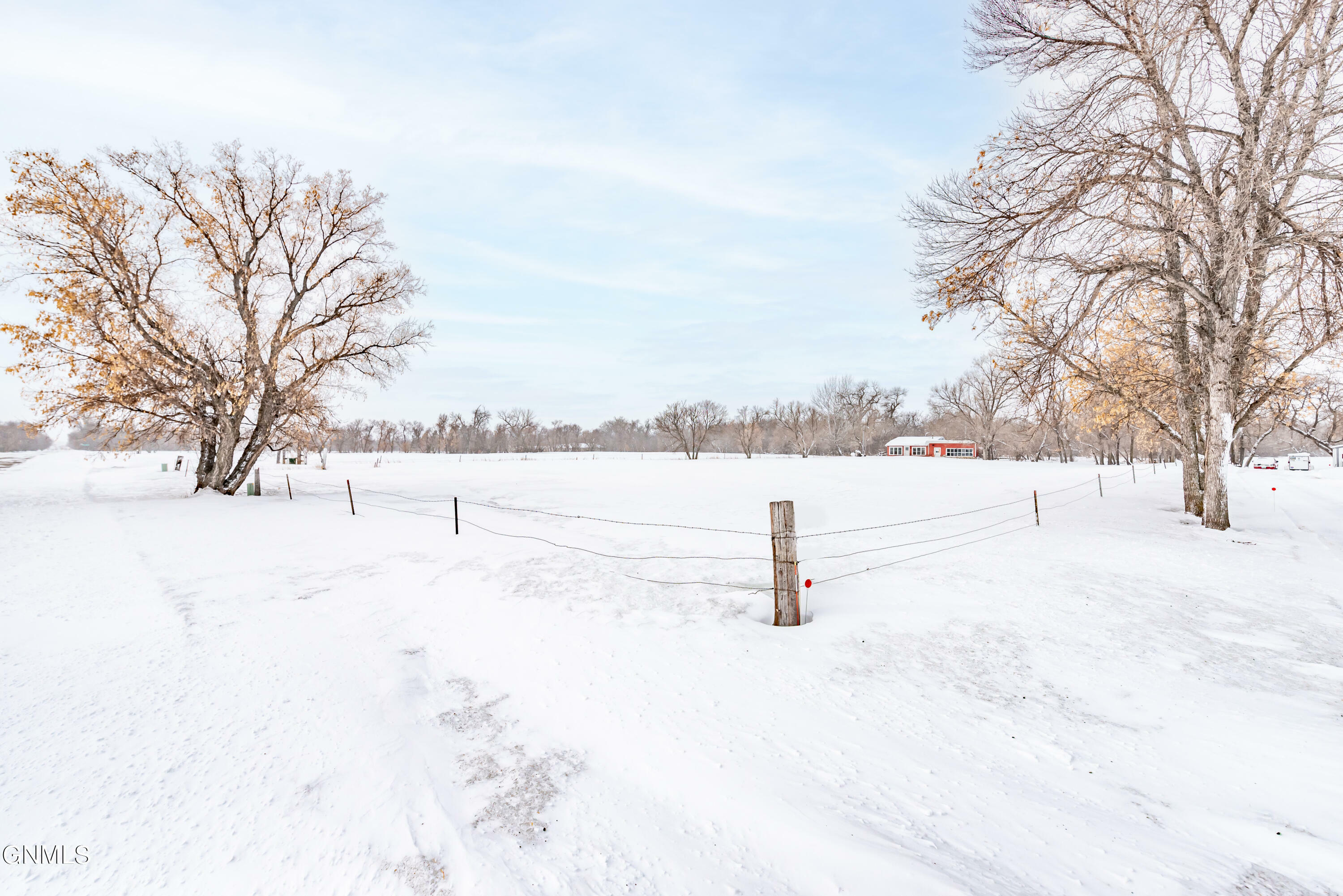 Property Photo:  5580 12th Street SE  ND 58504 