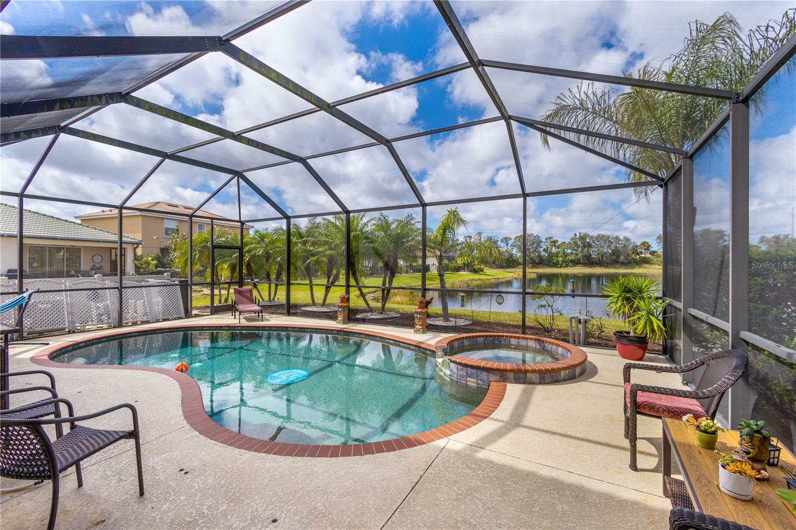 Property Photo:  2318 Caraway Drive  FL 34292 