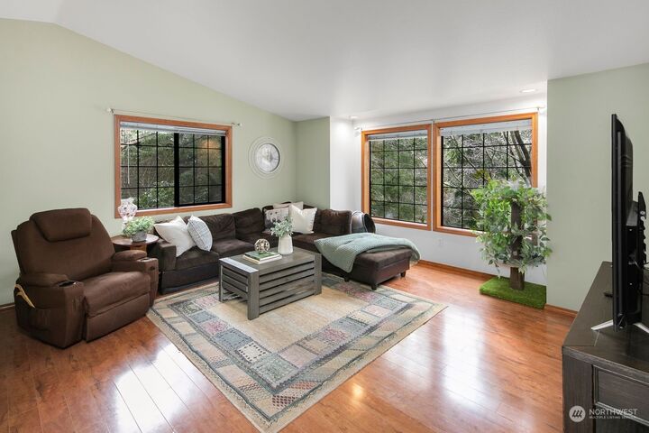 Property Photo:  12825 184th Drive SE  WA 98290 