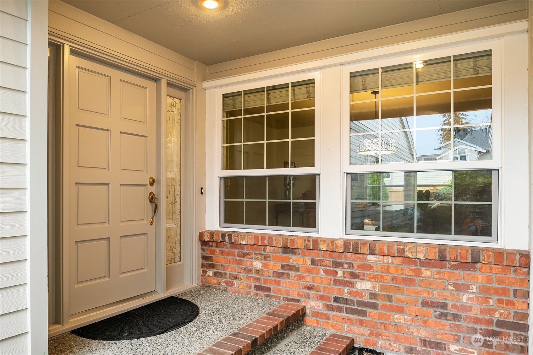 Property Photo: 254 145th Place SE WA 98007