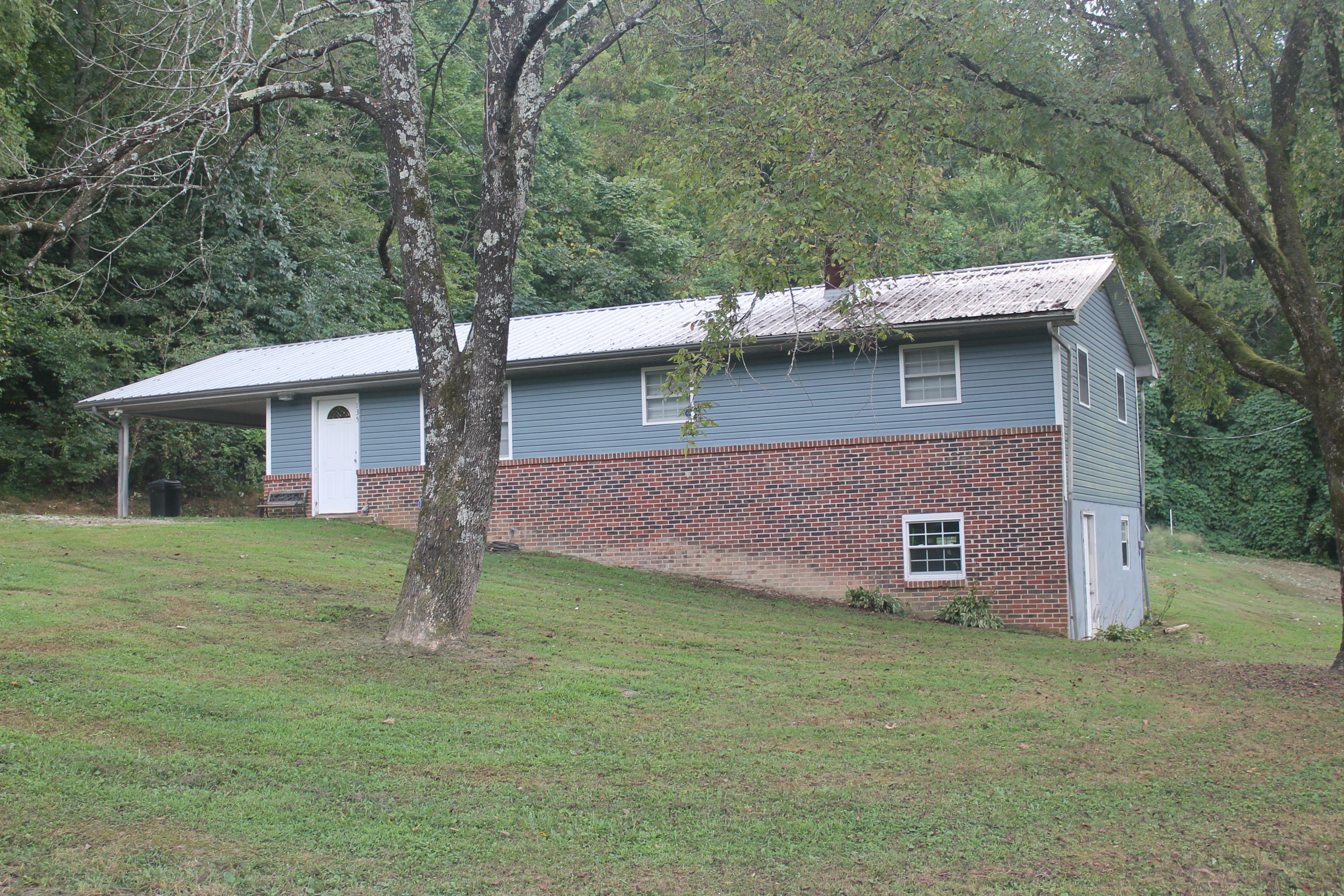 135 Scott Rd  Harriman TN 37748 photo