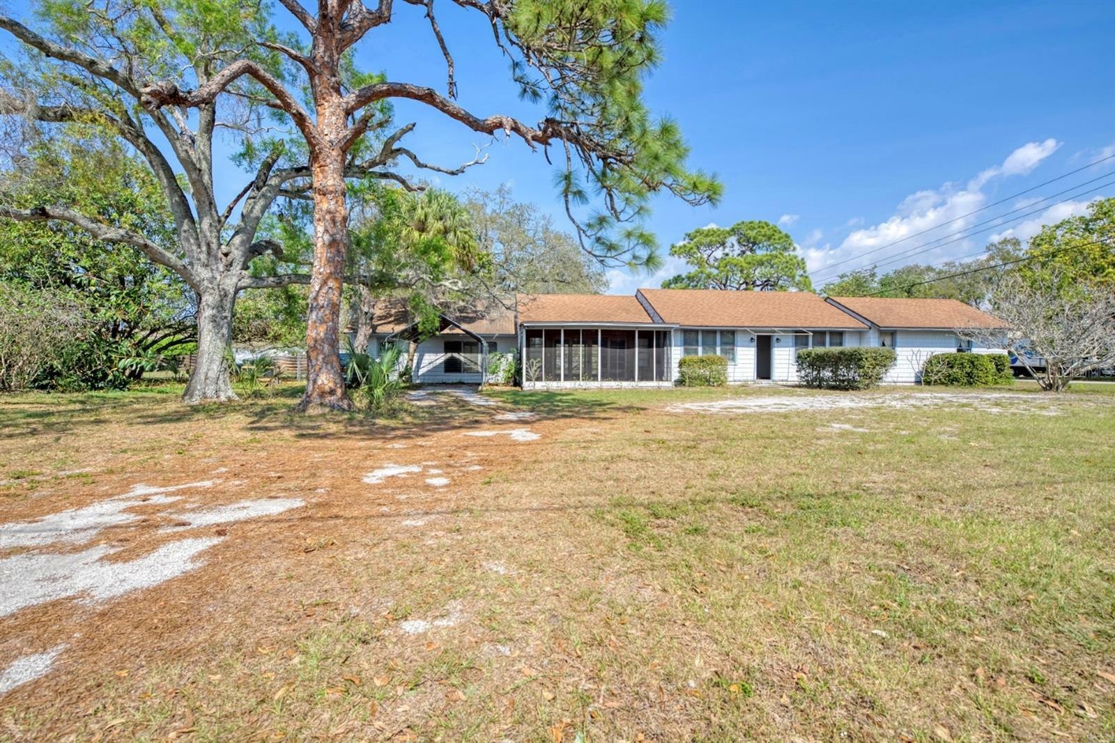 Property Photo:  2341 Webber Street  FL 34239 