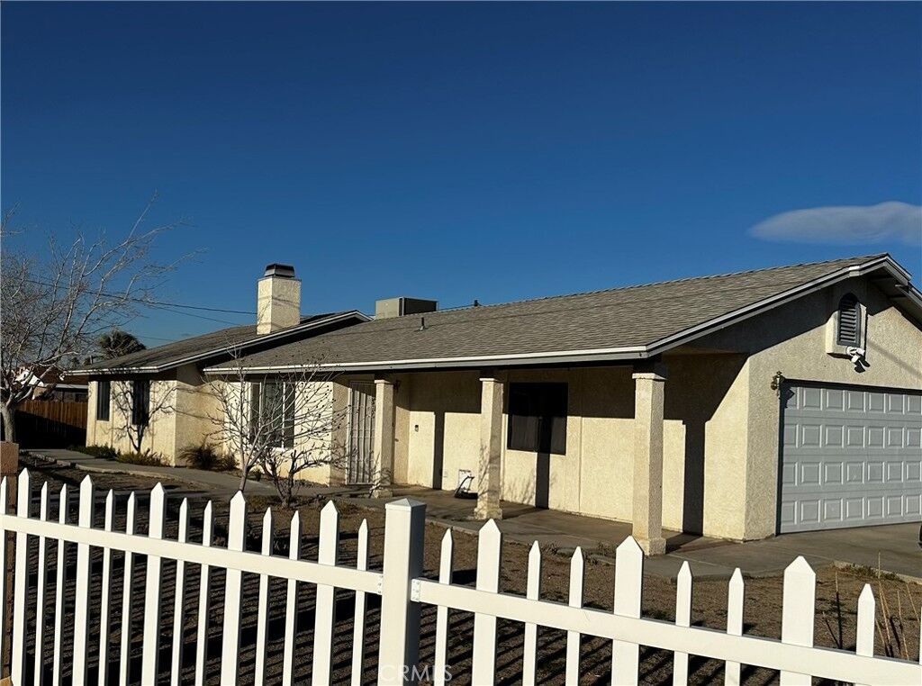 Property Photo:  651 Candlelight Street  CA 92311 