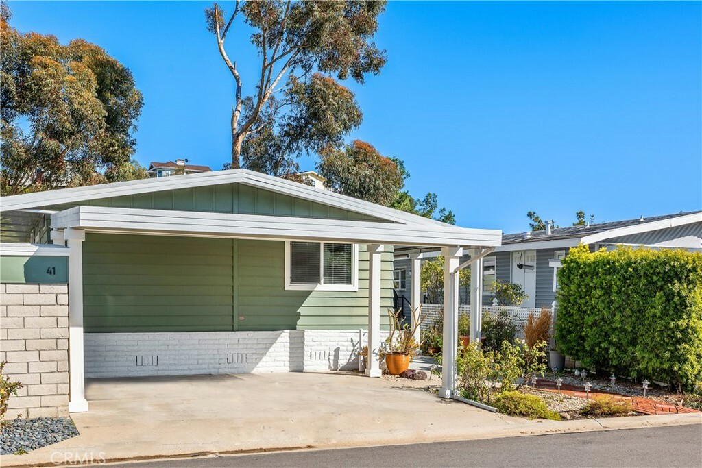 Property Photo: 41 Mira Las Olas CA 92673