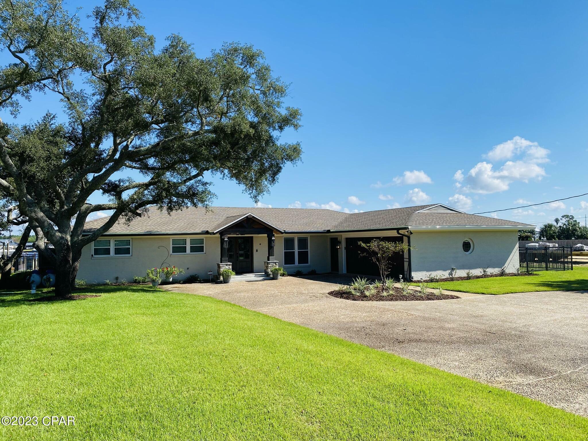 Property Photo:  4708 Baywood Drive  FL 32444 