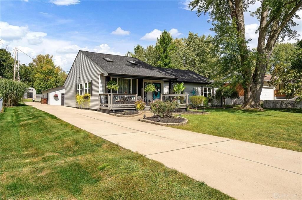 Property Photo: 3844 Winthrop Drive OH 45431