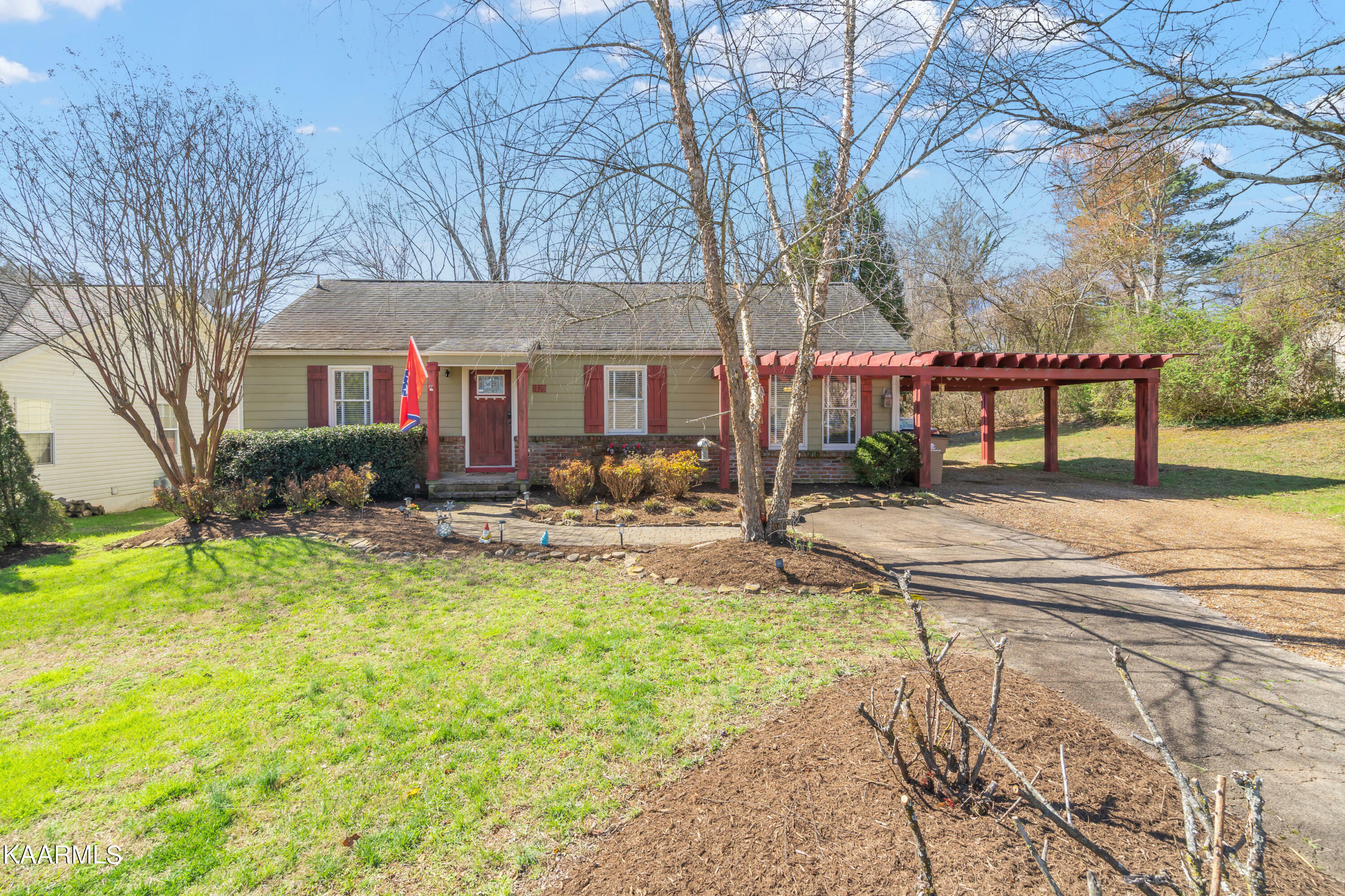 Property Photo:  1329 Willmann Lane  TN 37919 