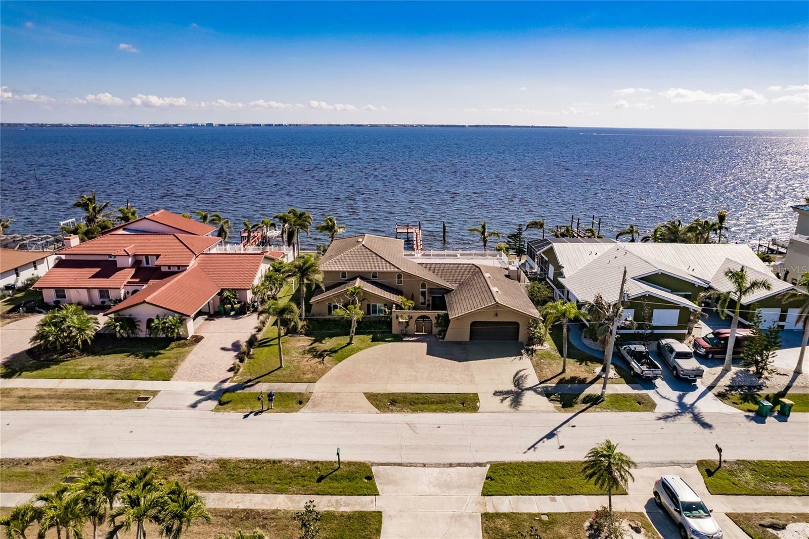 Property Photo: 333 Severin Road SE FL 33952