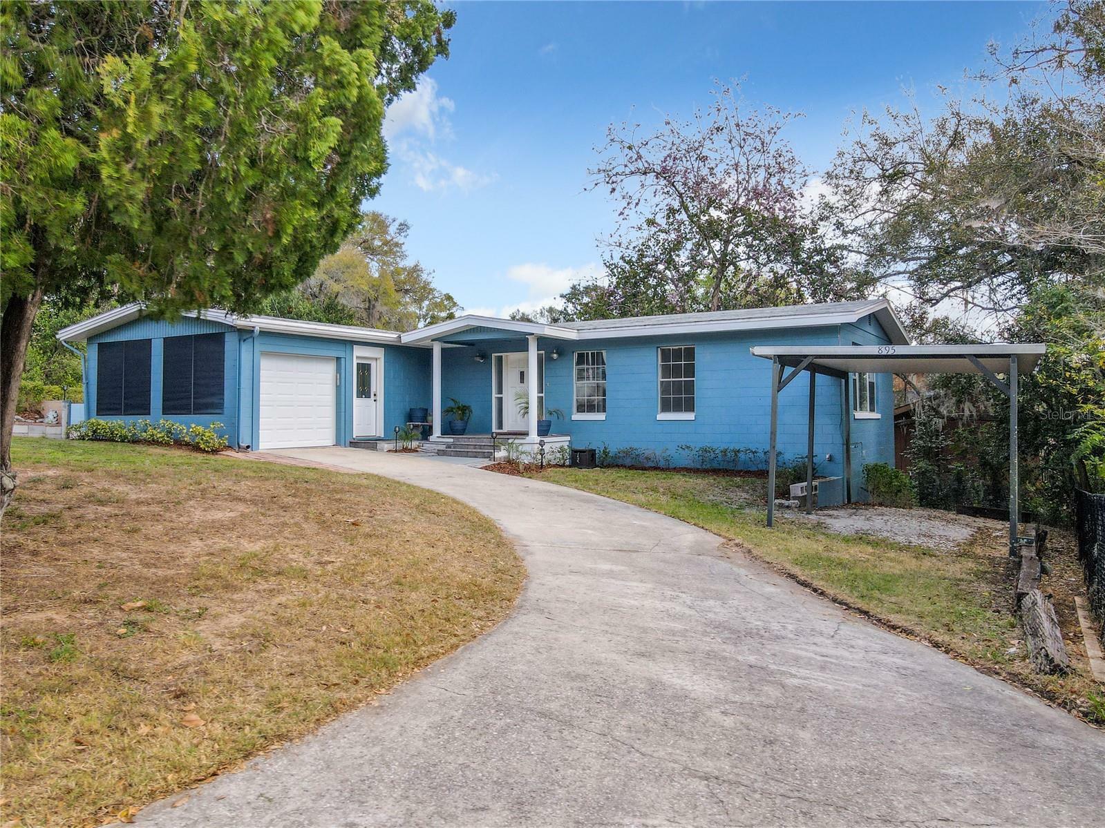 Property Photo:  895 Lake Nettie Drive  FL 32726 